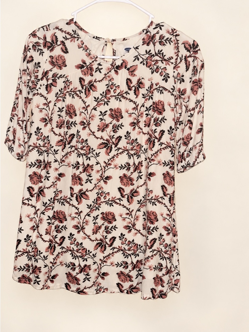 Old Navy Cream Short-Sleeve Floral Blouse with Pink Rose Print